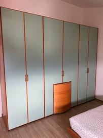 Camera da letto in legno verde