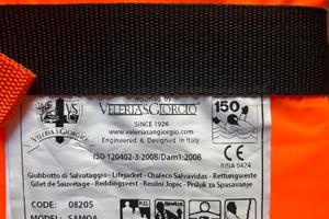 Giubbotti di salvataggio