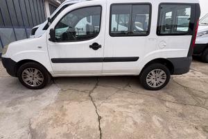 Fiat doblo 1.3 diesel autocarro 5 posti