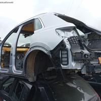 Audi q3 2020-2024 per ricambi