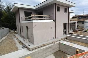 Appartamento di 220 m² con più di 5 locali e box a