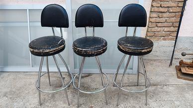 3 sgabelli da bar vintage in acciaio cromato