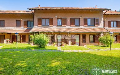 VILLA A SCHIERA CON BOX DOPPIO!