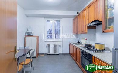 Appartamento a Milano Via Michele Lessona 3 locali