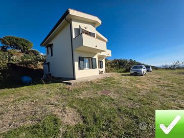 Villa Di Recente Costruzione 2 Livelli Panoramica