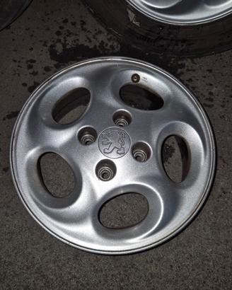 Cerchi in lega Peugeot