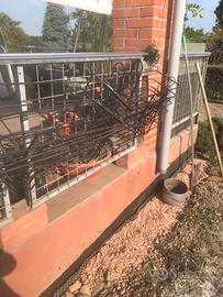 Porta vasi per balconi