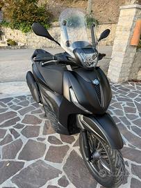 Beverly 400 s