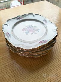 Antico set per dessert in porcellana