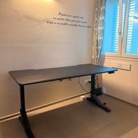 Scrivania 180cm elettrica