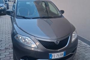 Lancia Ypsilon 1.2 69 CV 5 porte GPL Ecochic Plati
