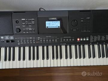Tastiera Digitale Yamaha PSR-E463 (come nuova)