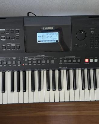 Tastiera Digitale Yamaha PSR-E463 (come nuova)
