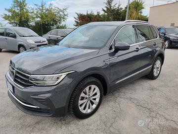Volkswagen Tiguan 2.0 TDI 150cv SCR DSG Life