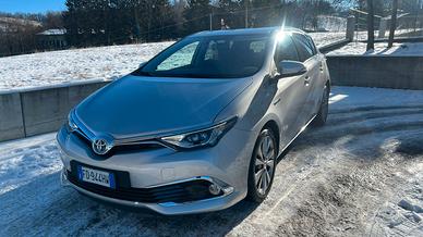 Toyota Auris 1.8 Hybrid