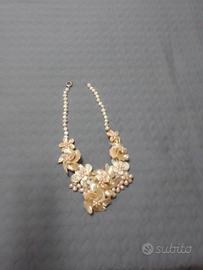 collana con perle e fiori di madre perla 