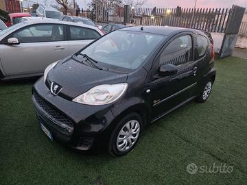Peugeot 107 1.0 68CV 3p. Neopatentati