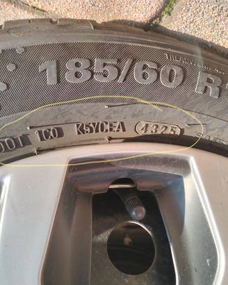 Gomme estive 185/60 R15 88T anno 2025 seminuove