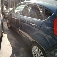 Ford Fiesta Anno 2009 Per Ricambi