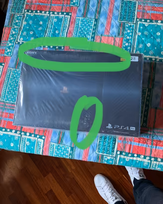 PlayStation 4 pro Edizione Limitata (Pokemon)