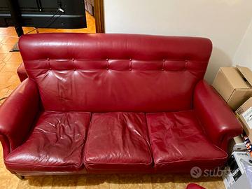 Divano più due poltrone in pelle vintage classic