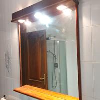 Specchiera con mensola legno massello e faretti
