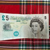 5 sterline regina Elisabetta 