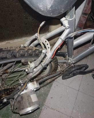 Bicicletta elettrica usata 