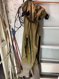 Stvaloni a salopetta per pesca