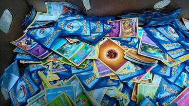 Carte Pokemon a mazzi 50 pz., leggere annuncio