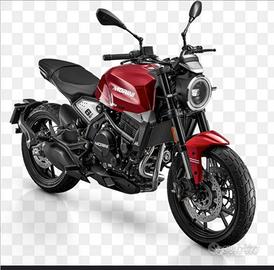 Moto morini seiemmezzo str 650