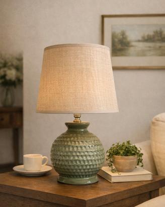 Lampada da tavolo in ceramica verde e tessuto