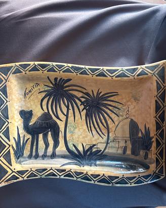 Tunisia ceramica con cammelli