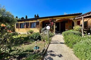 VILLA SINGOLA A CAPOTERRA