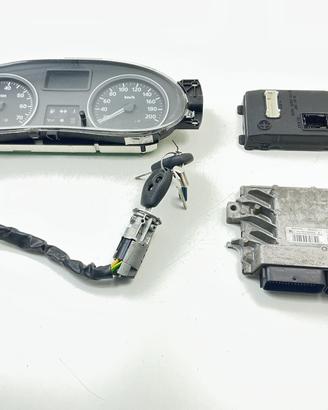 KIT CHIAVE DACIA Sandero 1° Serie 8200856659 (08>