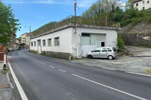 CAPANNONE A ROSSIGLIONE