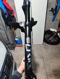 Rockshox Lirik 150 mm