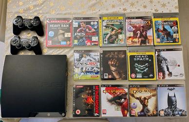 PS3 Slim 250 GB + 14 videogiochi