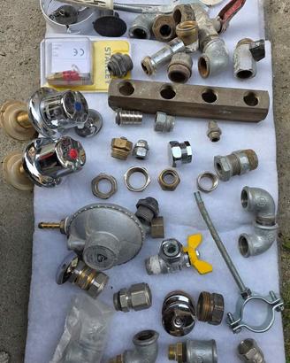 Materiale idraulico vario