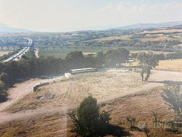 Terreno agricolo con accesso strategico