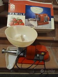 Macchina spremipomodoro FAMILY