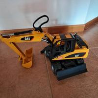 CATERPILLAR BRUDER