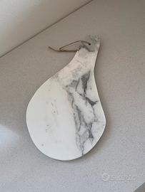 TAGLIERE IN MARMO DI CARRARA ARTIGIANALE