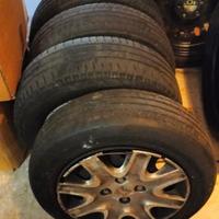 4 GOMME  185*65*R15 CON CERCHI