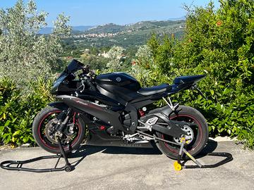Moto r6