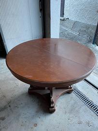 Tavolo vintage con 4 sedie