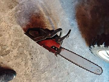 Motosega Jonsered 2045