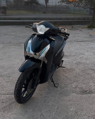 Sh 125 2016