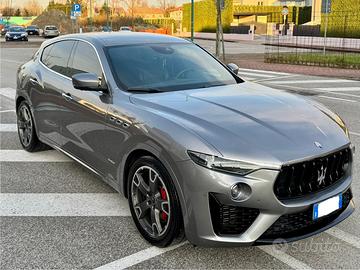 Maserati Levante Q4 GranSport 350cv V6