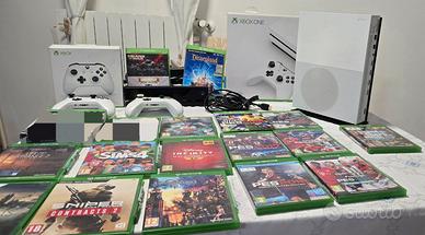 Xbox One S 1 tb + kinect+2 Controller+Giochi